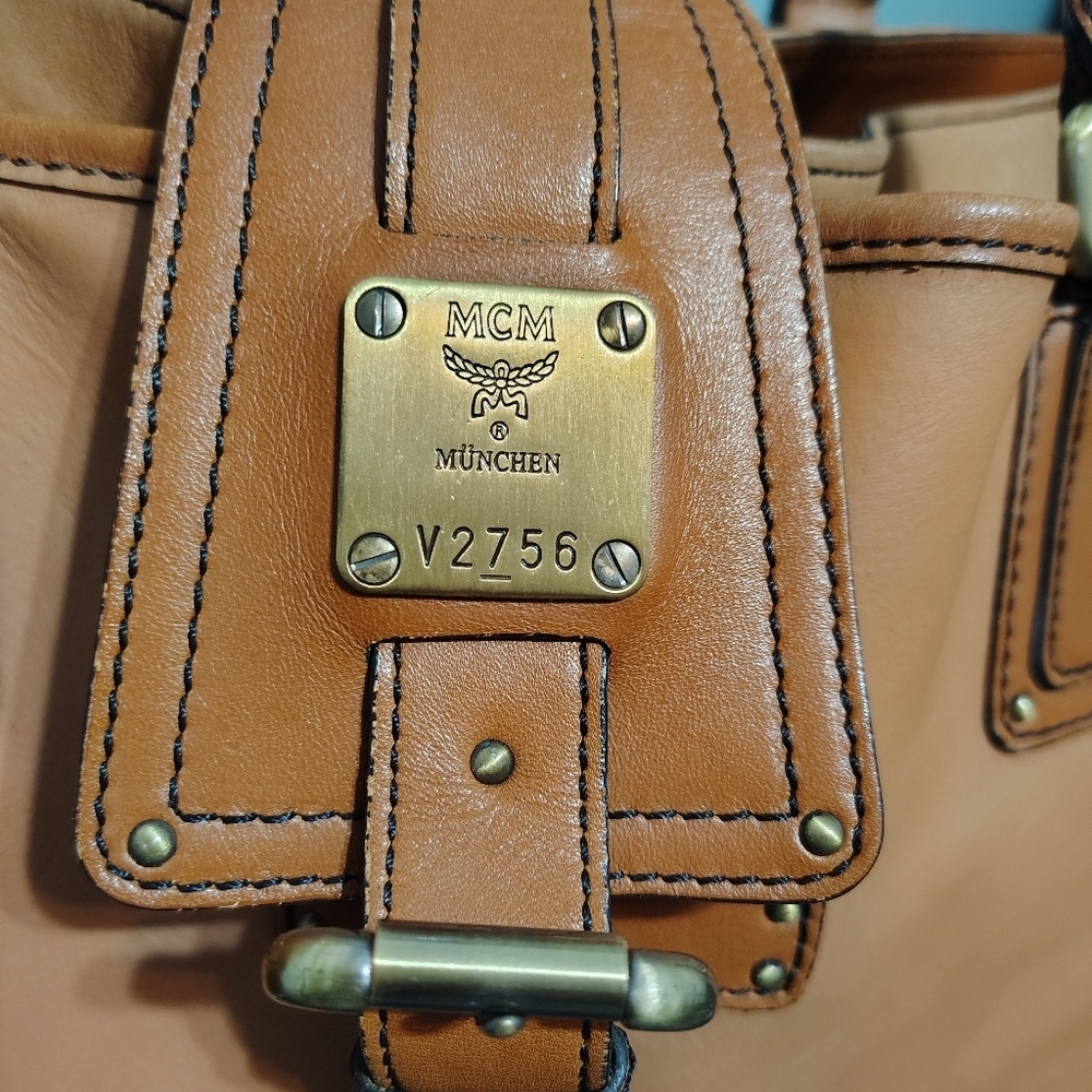 Tan Leather Women's Bag - Picture 4 of 16